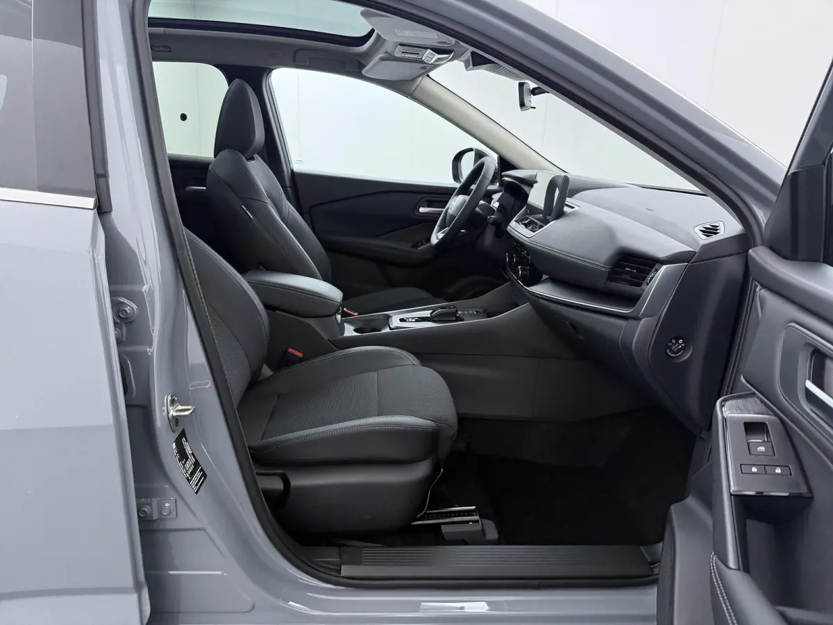 1.5 e-Power N-Connecta | €3.000,- Voorraadvoordeel! | Modeljaar 2026 | Panoramadak | Cold Pack | 1/2 Lederen bekleding