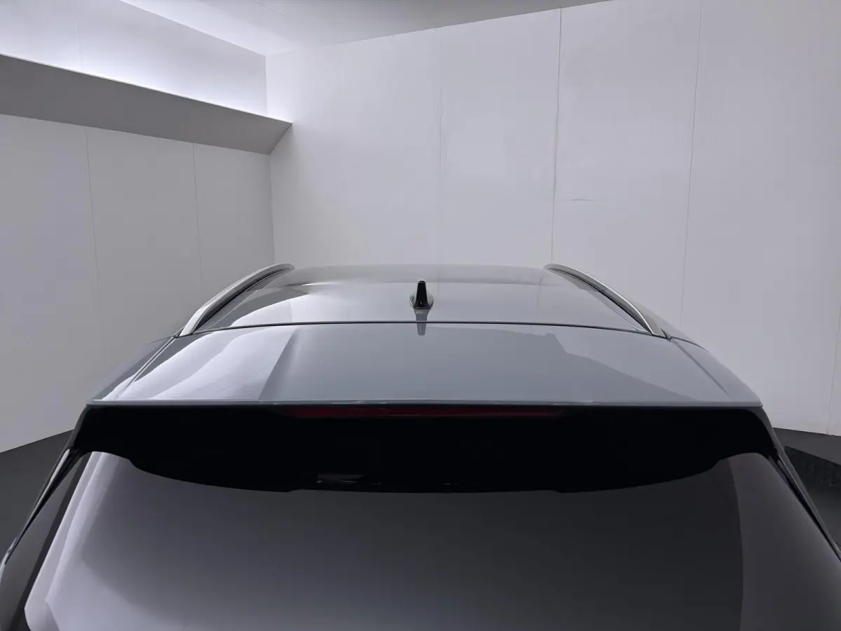 1.5 e-Power N-Connecta | €3.000,- Voorraadvoordeel! | Modeljaar 2026 | Panoramadak | Cold Pack | 1/2 Lederen bekleding