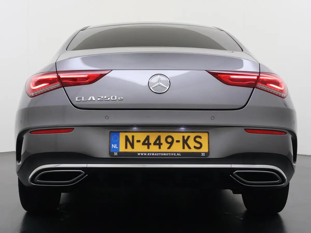 250 e Business Solution AMG VAN: 29.900,- VOOR: 26.877,- UW HERFSTVOORDEEL: 3.023,- AMG | COMPLEET ONDERHOUDEN | SFEERVERLICHTING | STOELVERWARMING | ACHTERUITRIJCAMERA | RIJKLAARPRIJS | 12 