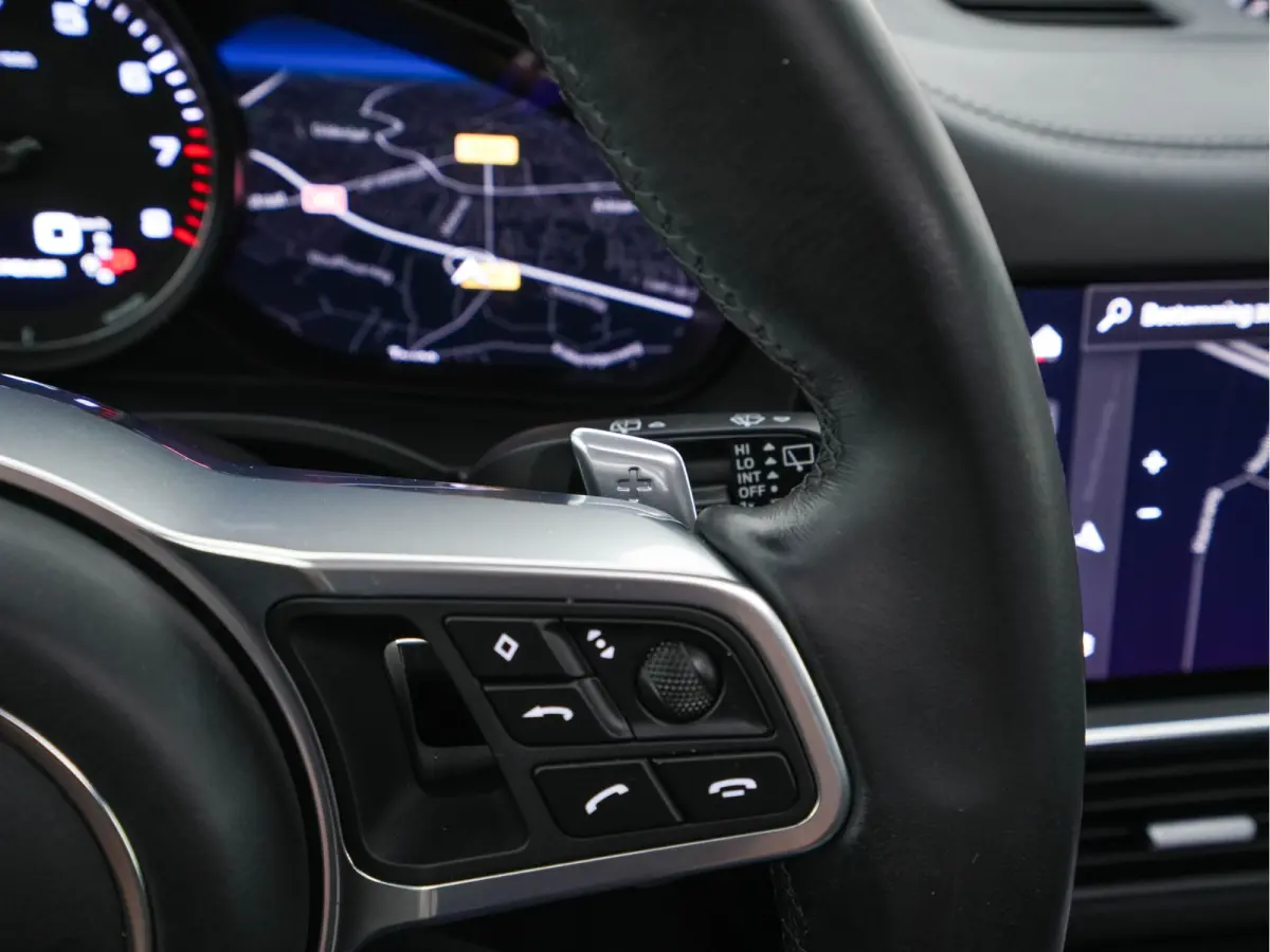 3.0 E-Hybrid AWD (Plug-in) {SoH-100%} (INCL-BTW) *PANO | LEATHER | FULL-LED | SPORTCHRONO | MEMORY-PACK | BOSE-AUDIO | TOPVIEW | HEATED/VENTILATED-SPORTSEATS | DAB | NAVI-FULLAMP | PRIVACY-G