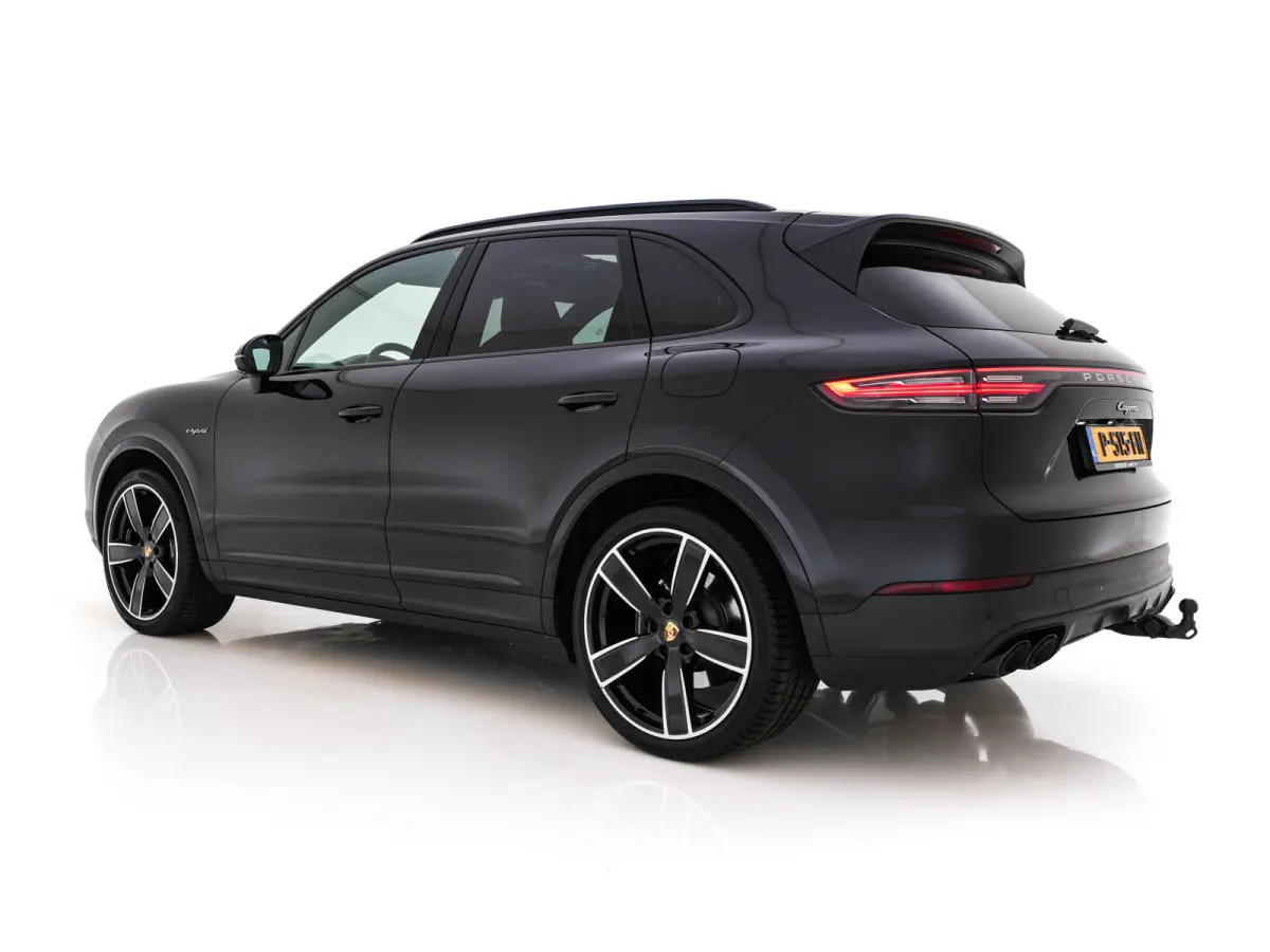 3.0 E-Hybrid AWD (Plug-in) {SoH-100%} (INCL-BTW) *PANO | LEATHER | FULL-LED | SPORTCHRONO | MEMORY-PACK | BOSE-AUDIO | TOPVIEW | HEATED/VENTILATED-SPORTSEATS | DAB | NAVI-FULLAMP | PRIVACY-G
