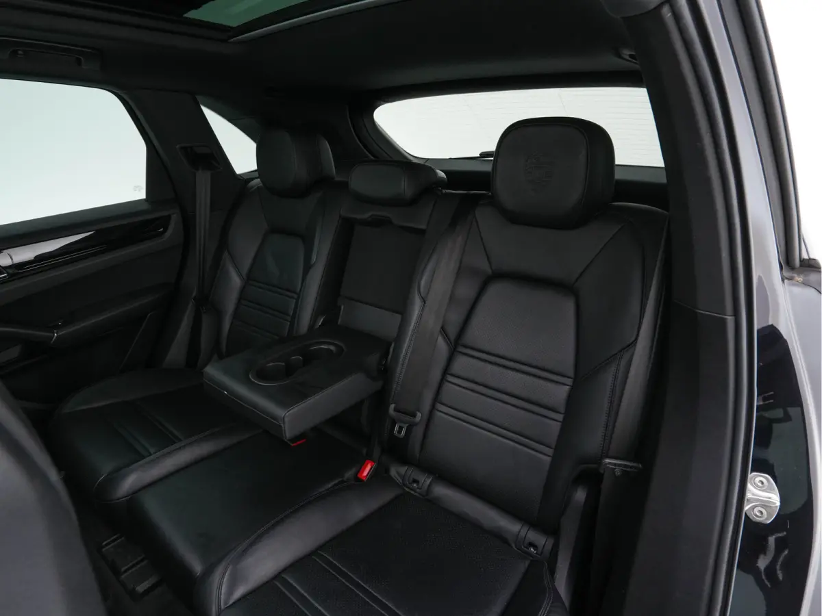 3.0 E-Hybrid AWD (Plug-in) {SoH-100%} (INCL-BTW) *PANO | LEATHER | FULL-LED | SPORTCHRONO | MEMORY-PACK | BOSE-AUDIO | TOPVIEW | HEATED/VENTILATED-SPORTSEATS | DAB | NAVI-FULLAMP | PRIVACY-G