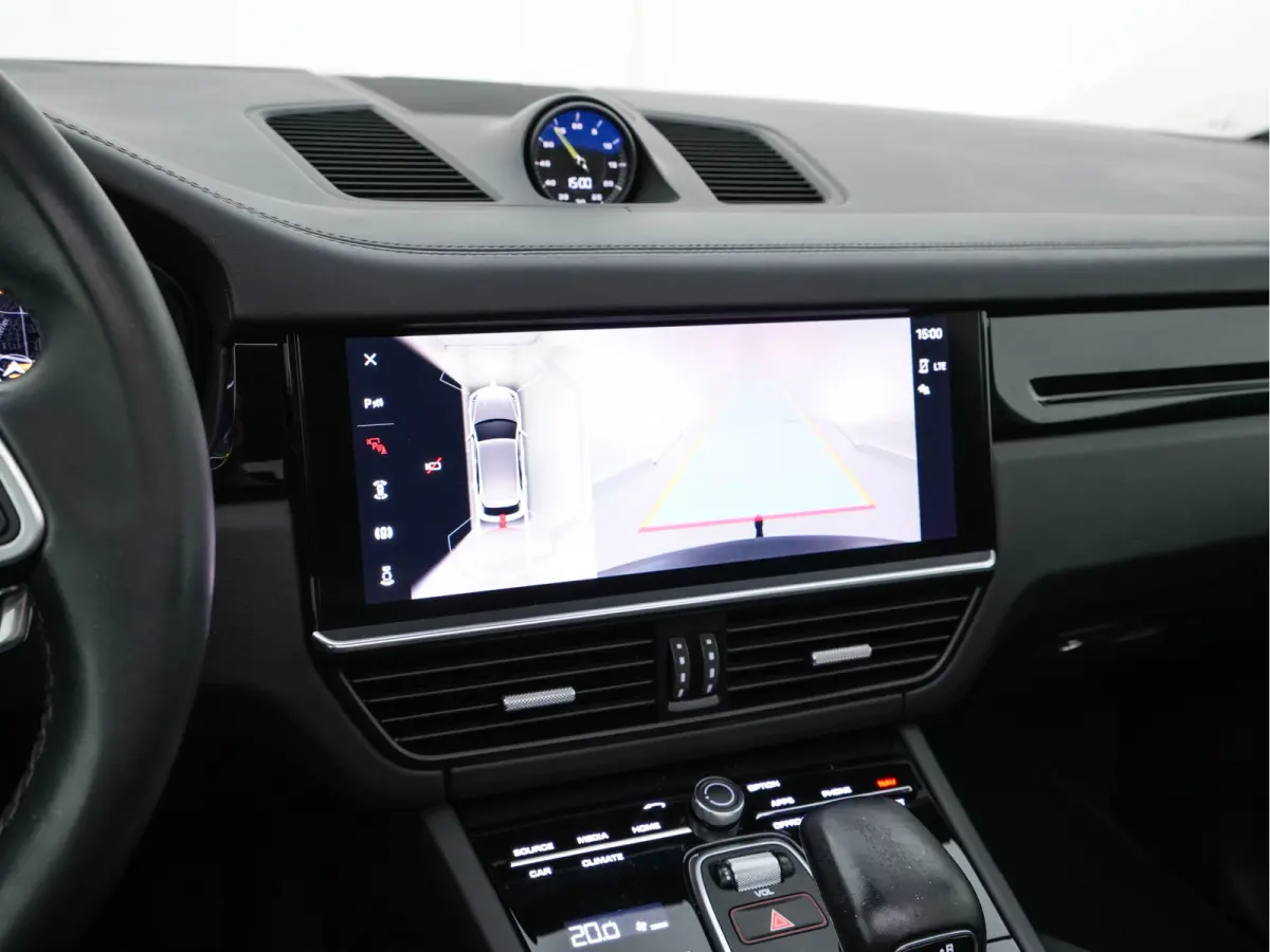 3.0 E-Hybrid AWD (Plug-in) {SoH-100%} (INCL-BTW) *PANO | LEATHER | FULL-LED | SPORTCHRONO | MEMORY-PACK | BOSE-AUDIO | TOPVIEW | HEATED/VENTILATED-SPORTSEATS | DAB | NAVI-FULLAMP | PRIVACY-G