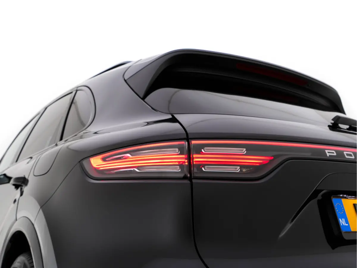 3.0 E-Hybrid AWD (Plug-in) {SoH-100%} (INCL-BTW) *PANO | LEATHER | FULL-LED | SPORTCHRONO | MEMORY-PACK | BOSE-AUDIO | TOPVIEW | HEATED/VENTILATED-SPORTSEATS | DAB | NAVI-FULLAMP | PRIVACY-G