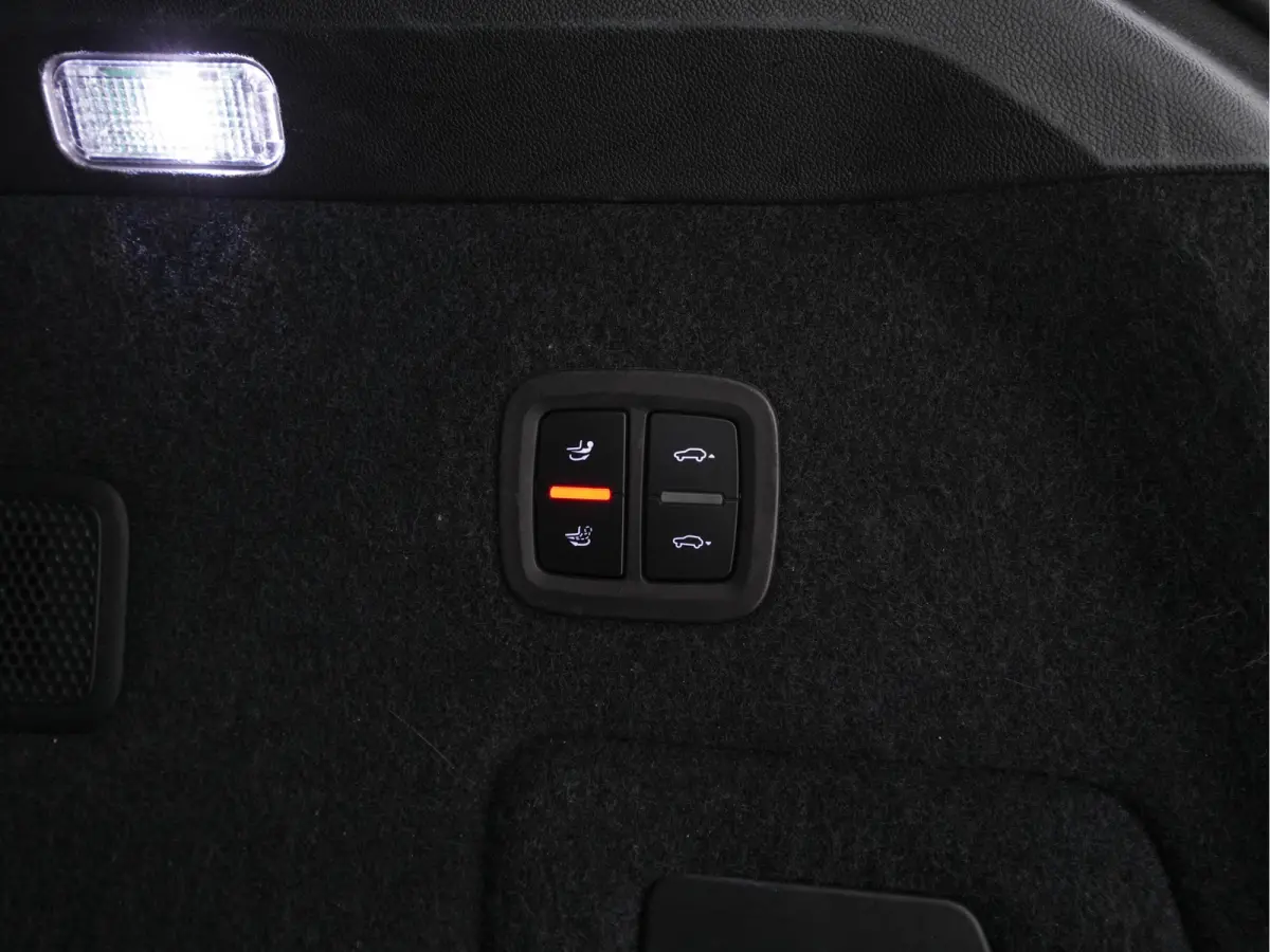 3.0 E-Hybrid AWD (Plug-in) {SoH-100%} (INCL-BTW) *PANO | LEATHER | FULL-LED | SPORTCHRONO | MEMORY-PACK | BOSE-AUDIO | TOPVIEW | HEATED/VENTILATED-SPORTSEATS | DAB | NAVI-FULLAMP | PRIVACY-G