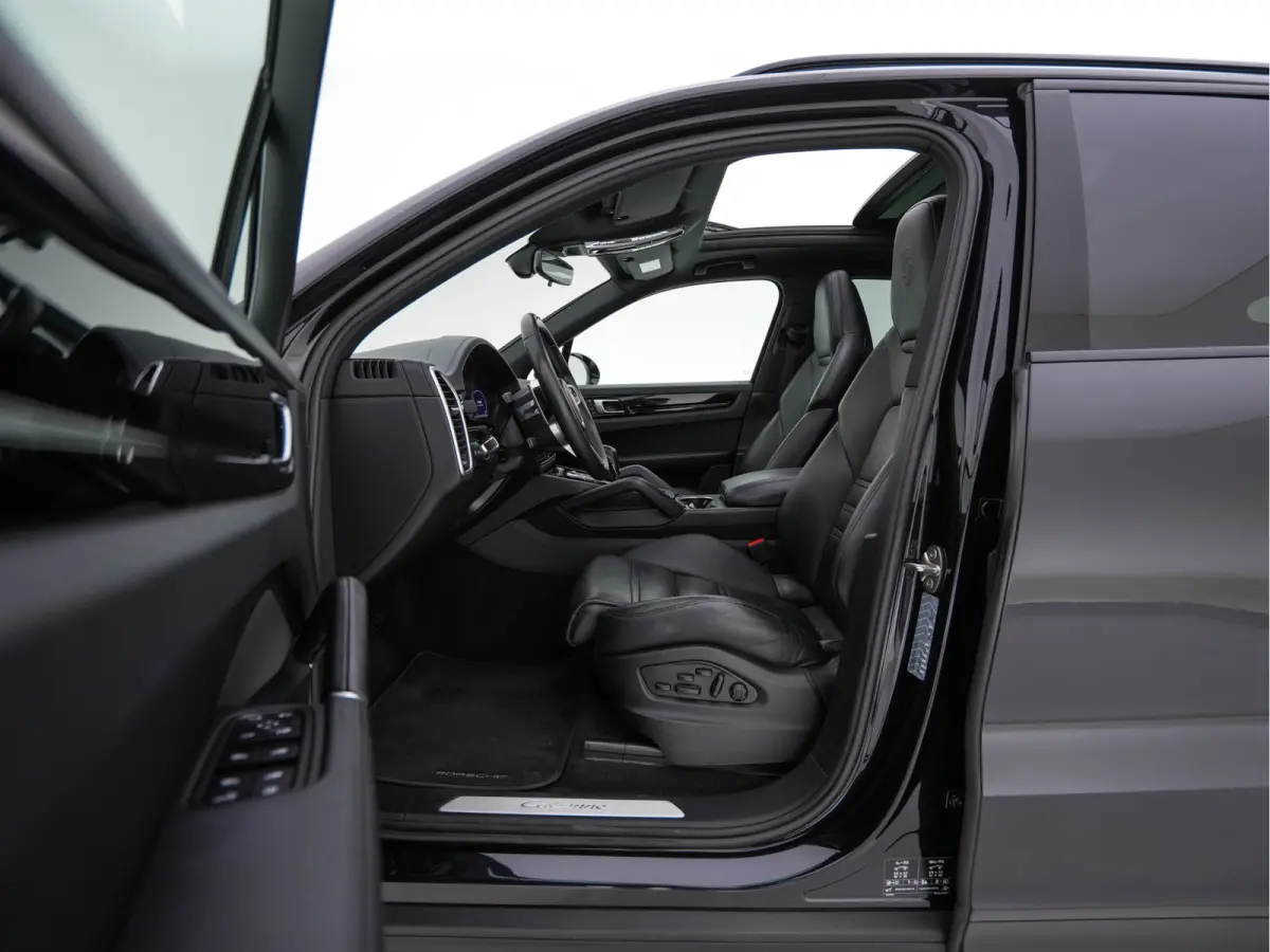 3.0 E-Hybrid AWD (Plug-in) {SoH-100%} (INCL-BTW) *PANO | LEATHER | FULL-LED | SPORTCHRONO | MEMORY-PACK | BOSE-AUDIO | TOPVIEW | HEATED/VENTILATED-SPORTSEATS | DAB | NAVI-FULLAMP | PRIVACY-G