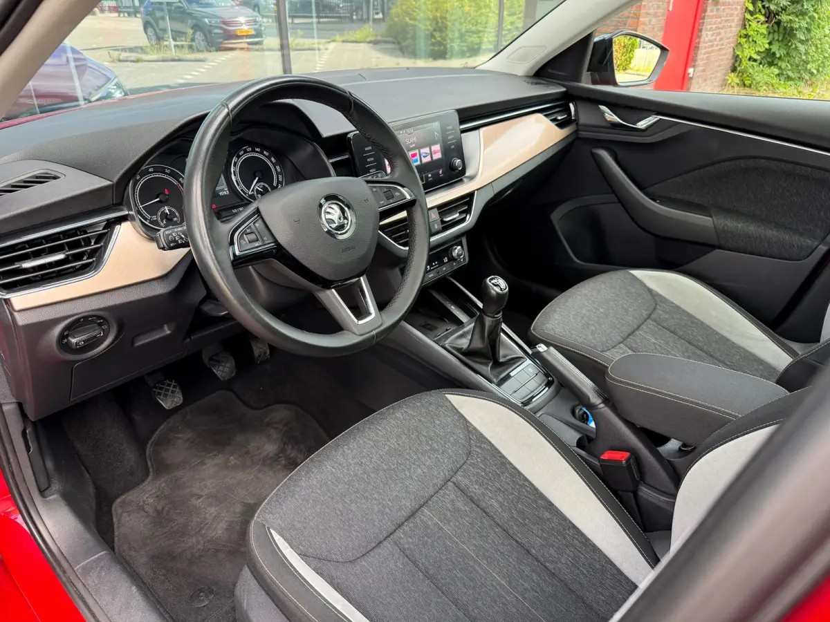 1.0 TSI First Edition - Panodak - Winterpakket - Climate - Org.NL