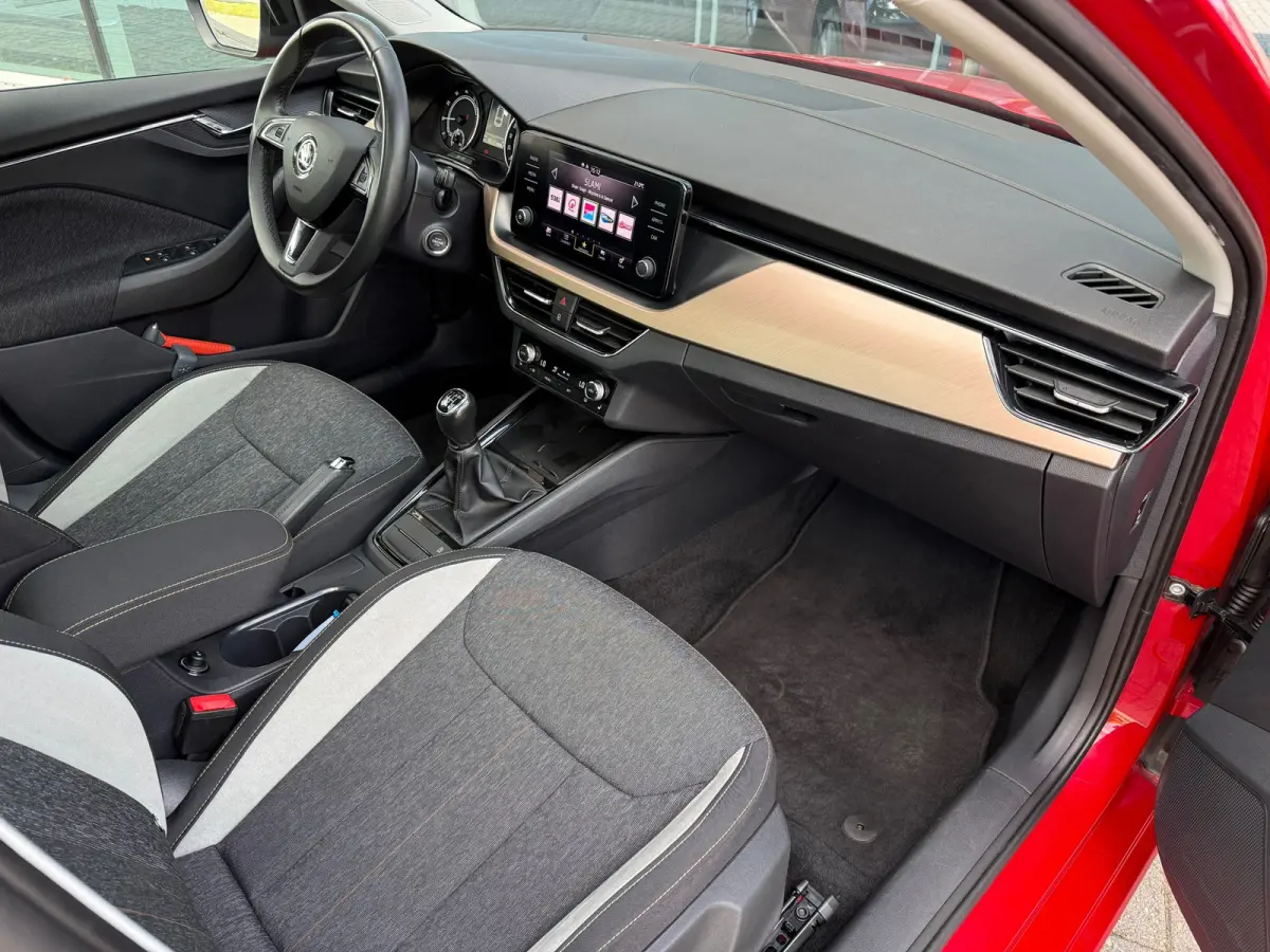 1.0 TSI First Edition - Panodak - Winterpakket - Climate - Org.NL