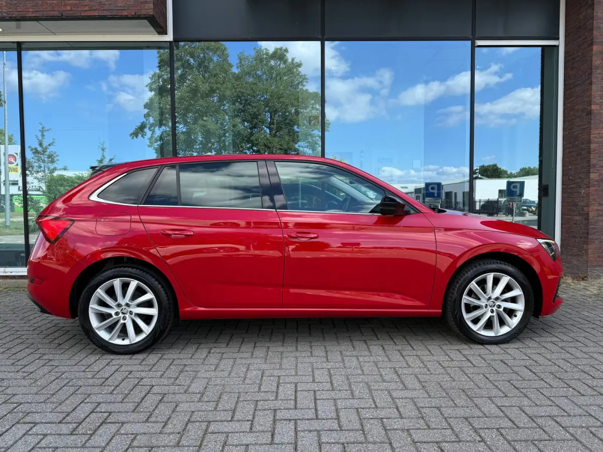 1.0 TSI First Edition - Panodak - Winterpakket - Climate - Org.NL