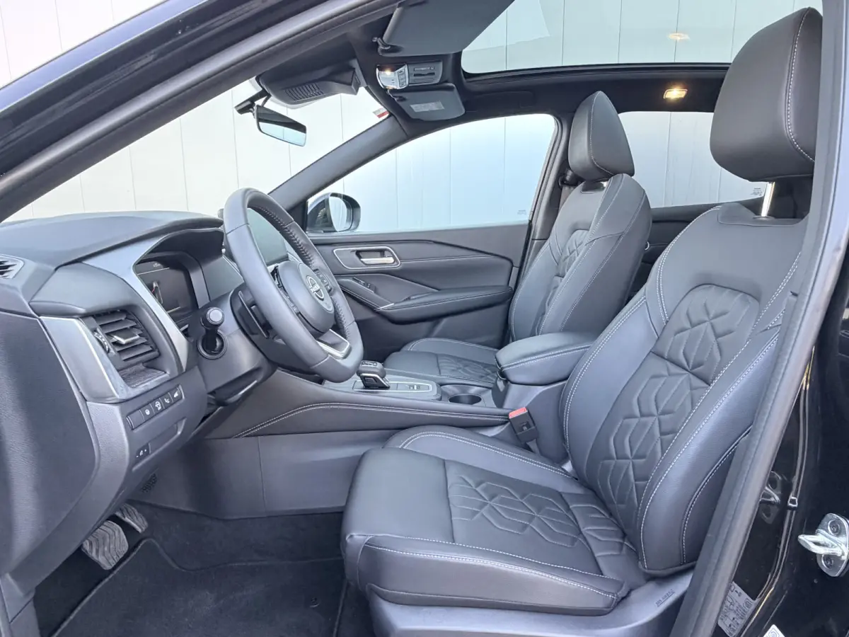 1.3 MHEV Xtronic Tekna 158 Pk Automaat Navi / DAB / Apple Carplay / Camera / Pano-dak / Winterpakket / Leer