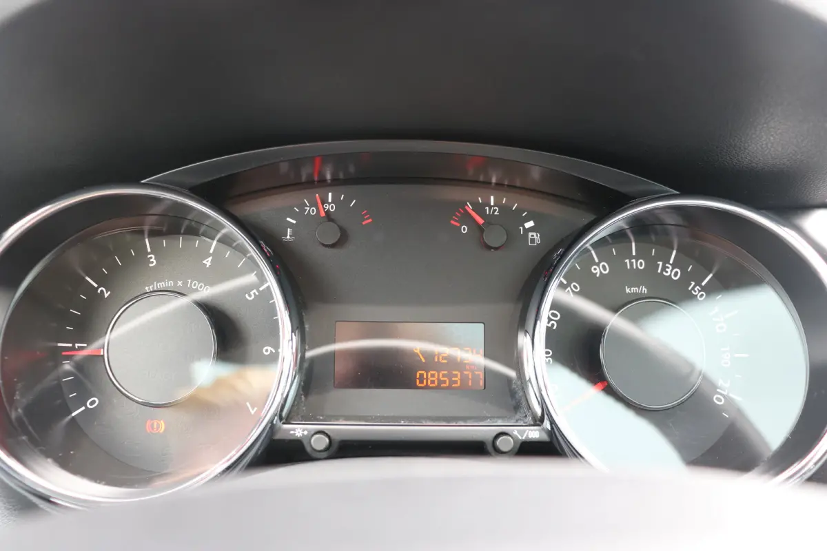 1.2 PureTech Allure | Navi | Camera | Panoramadak | Cruise control | PDC V+A | Clima | LMV 17"|