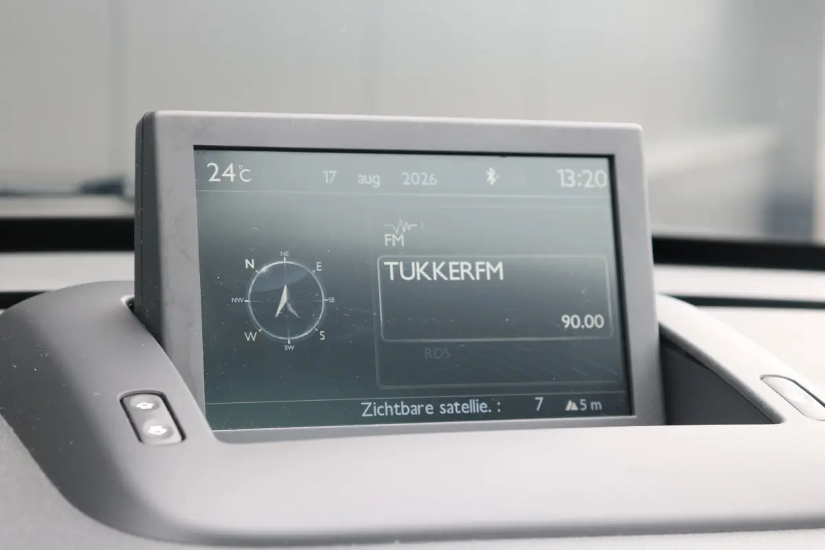 1.2 PureTech Allure | Navi | Camera | Panoramadak | Cruise control | PDC V+A | Clima | LMV 17"|