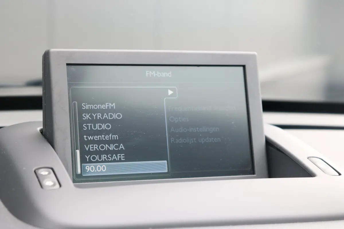 1.2 PureTech Allure | Navi | Camera | Panoramadak | Cruise control | PDC V+A | Clima | LMV 17"|