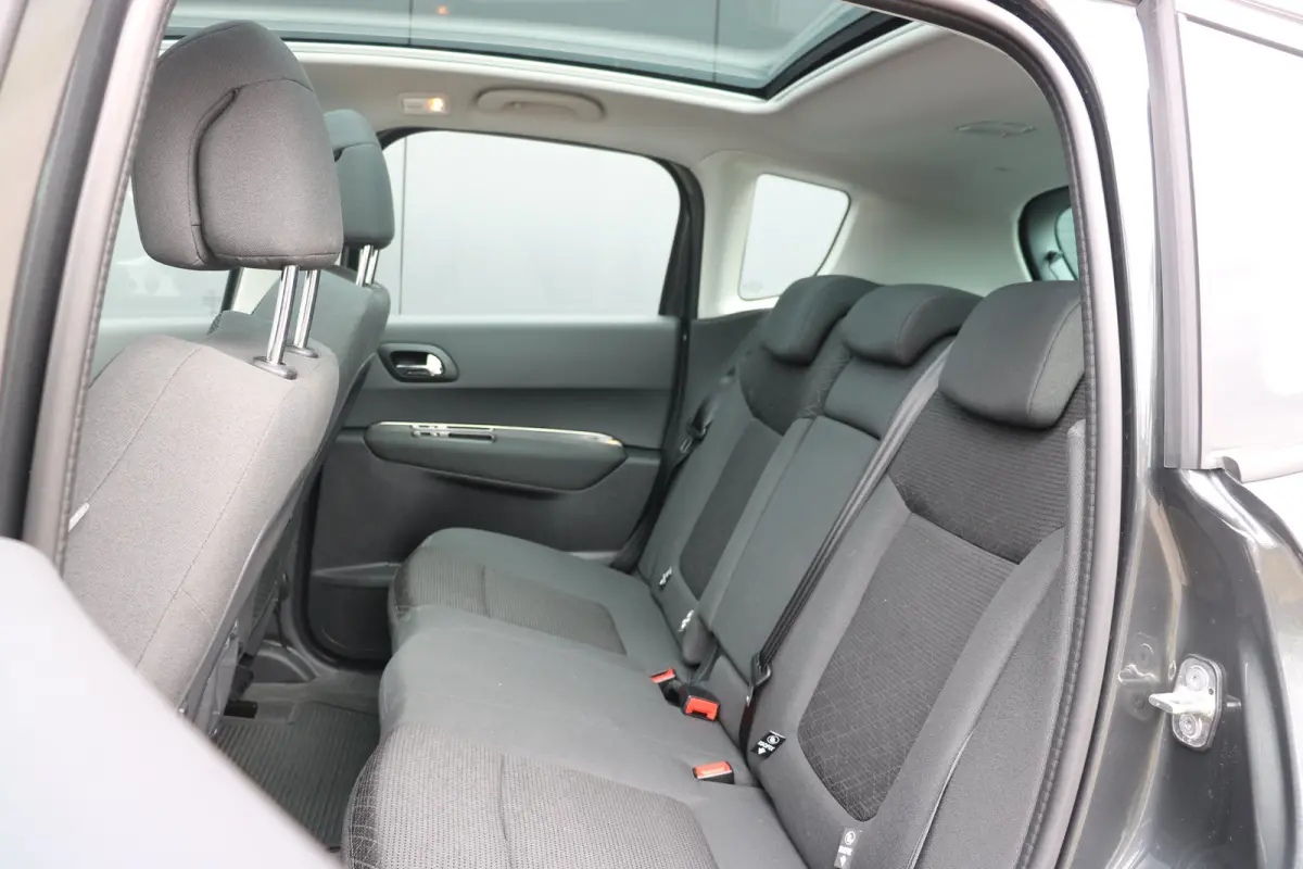 1.2 PureTech Allure | Navi | Camera | Panoramadak | Cruise control | PDC V+A | Clima | LMV 17"|