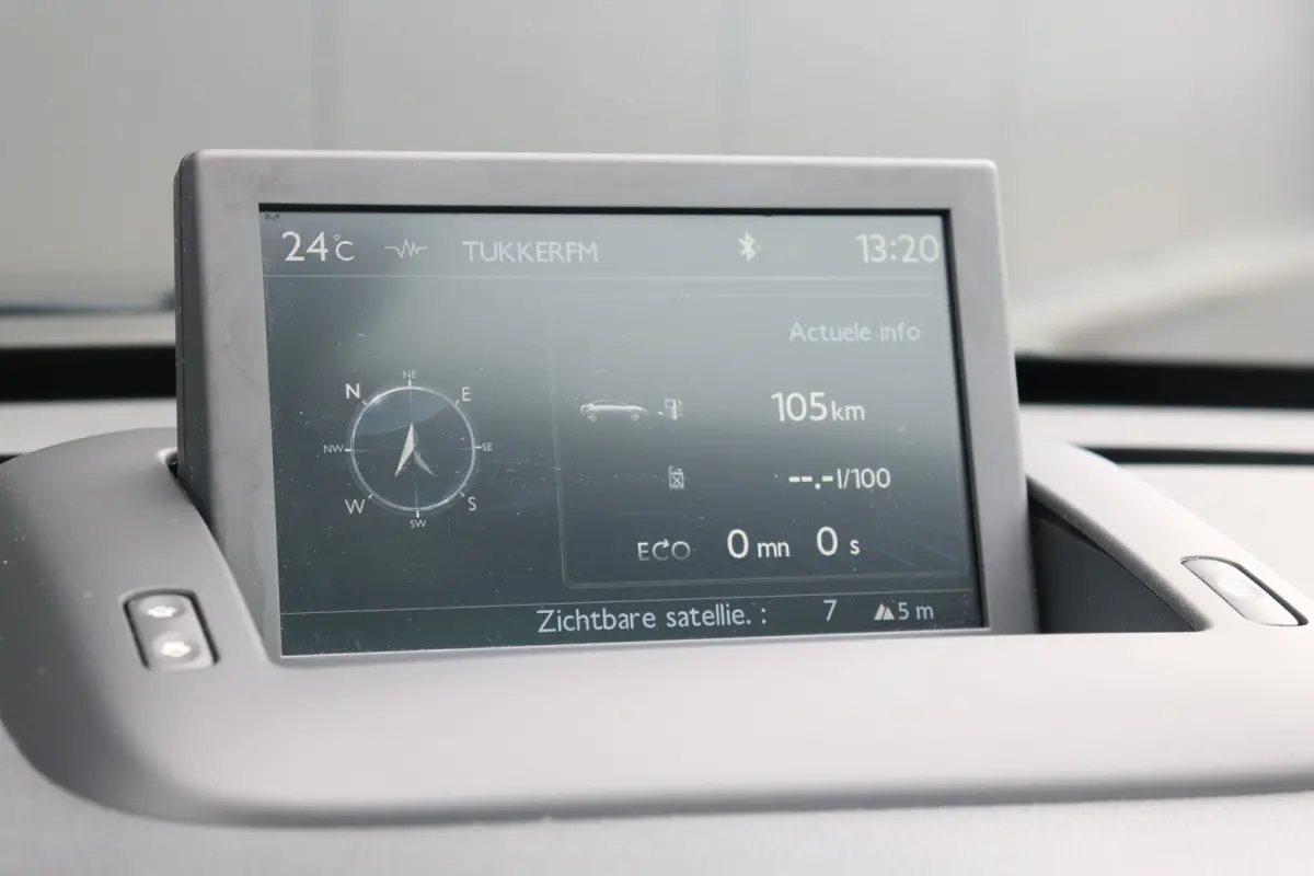 1.2 PureTech Allure | Navi | Camera | Panoramadak | Cruise control | PDC V+A | Clima | LMV 17"|