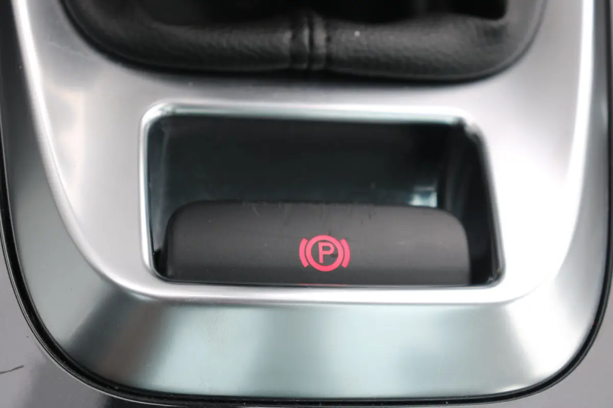 1.2 PureTech Allure | Navi | Camera | Panoramadak | Cruise control | PDC V+A | Clima | LMV 17"|