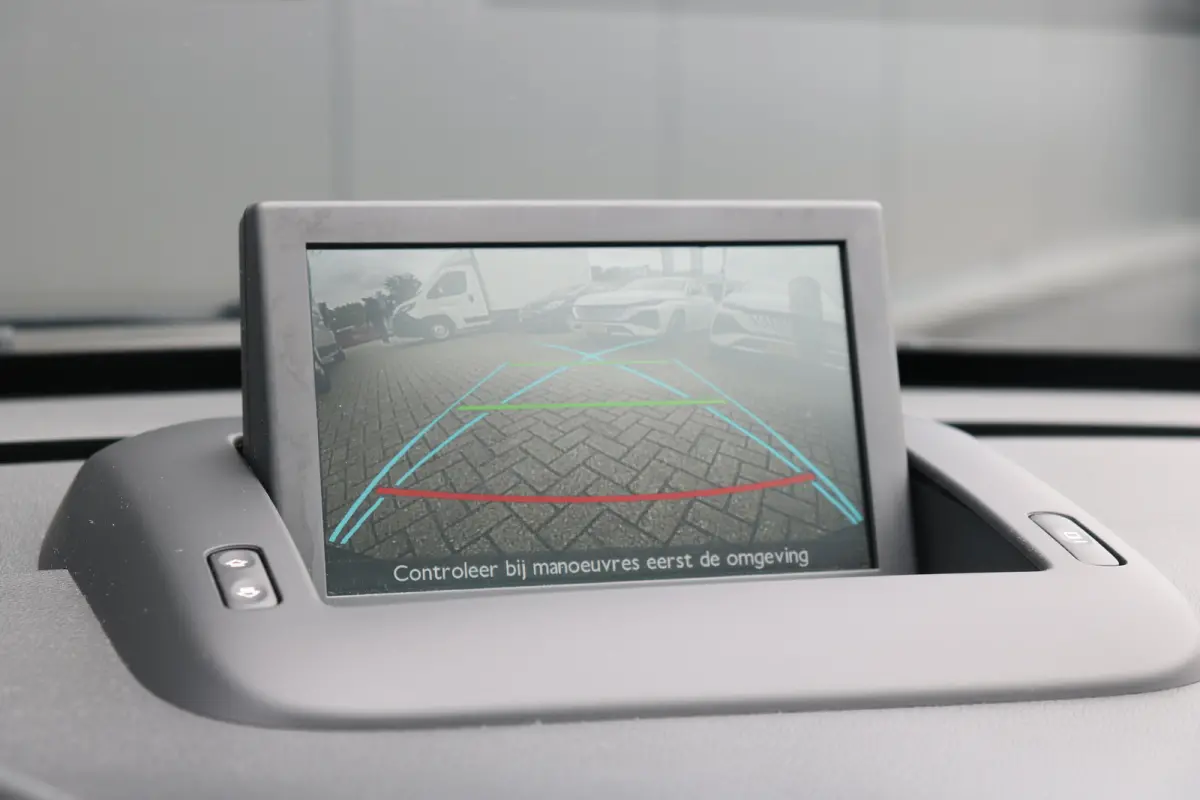 1.2 PureTech Allure | Navi | Camera | Panoramadak | Cruise control | PDC V+A | Clima | LMV 17"|