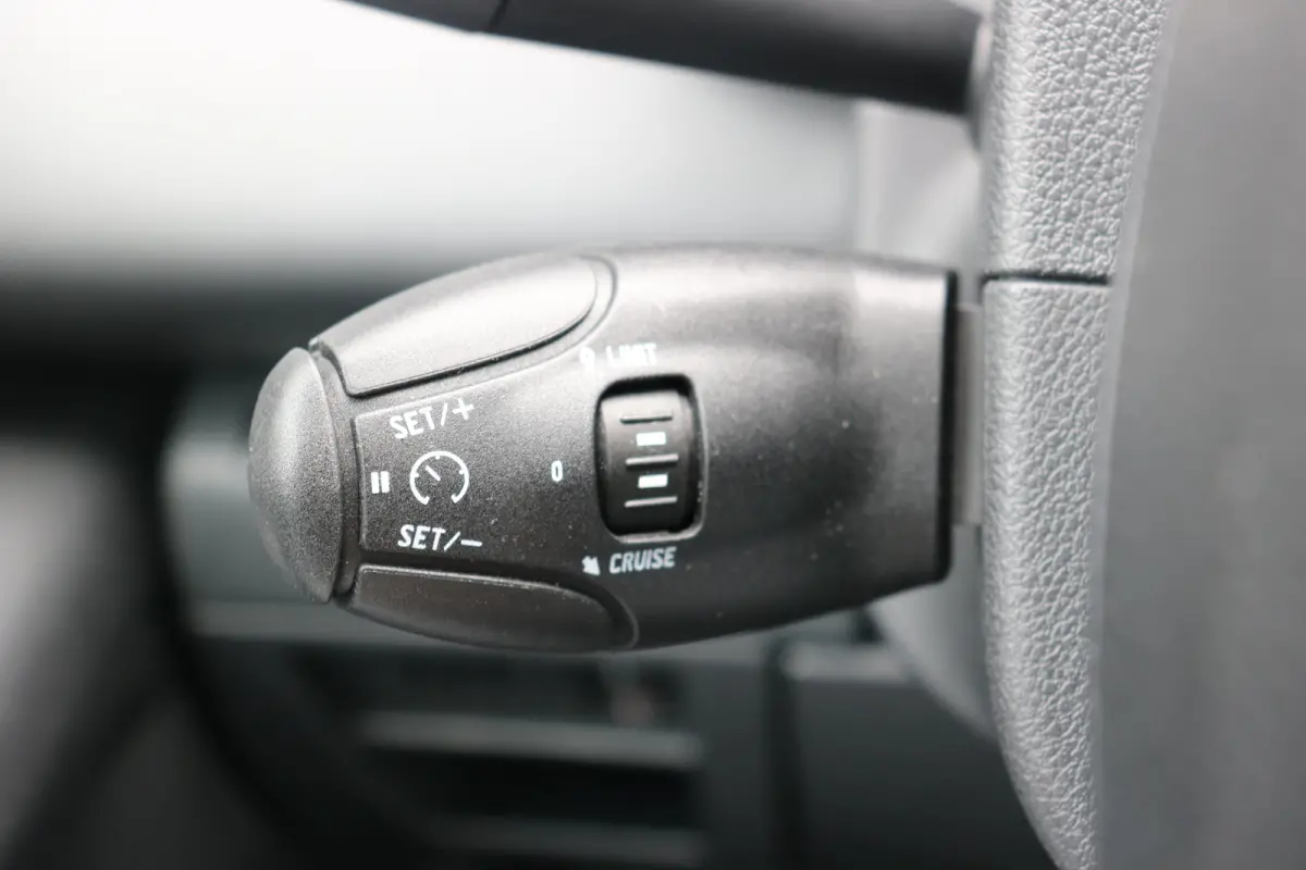 1.2 PureTech Allure | Navi | Camera | Panoramadak | Cruise control | PDC V+A | Clima | LMV 17"|