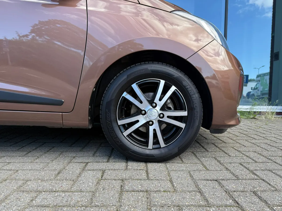 1.0i Premium - Navi - Climate - Winterpakket - Org.NL