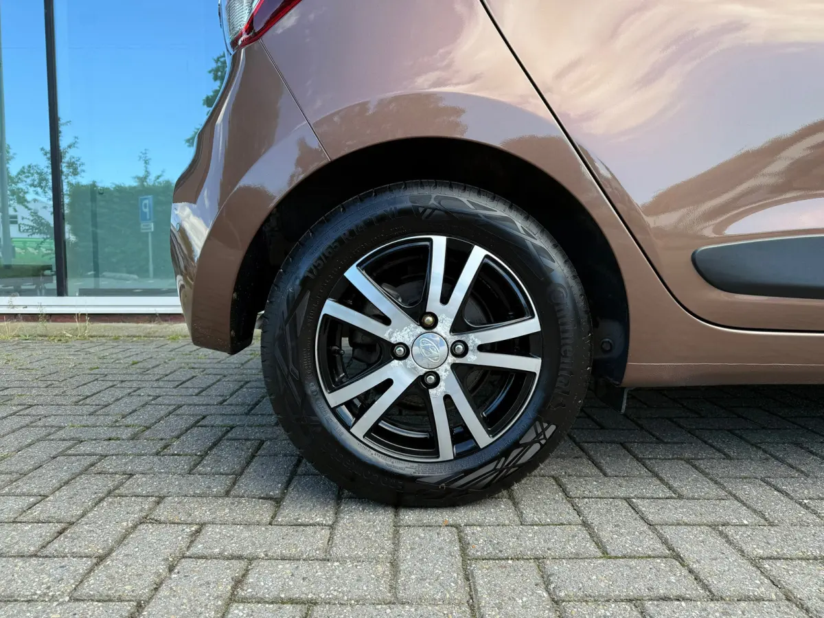 1.0i Premium - Navi - Climate - Winterpakket - Org.NL