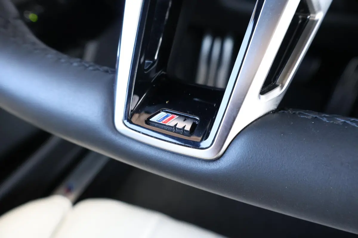 750e xDrive | SoH 100% | M-Sport Pakket | Individual Leder | Driving Assistant Professional | Parking Assistant Professional | Active Steering | Climate Acoustics Pack |