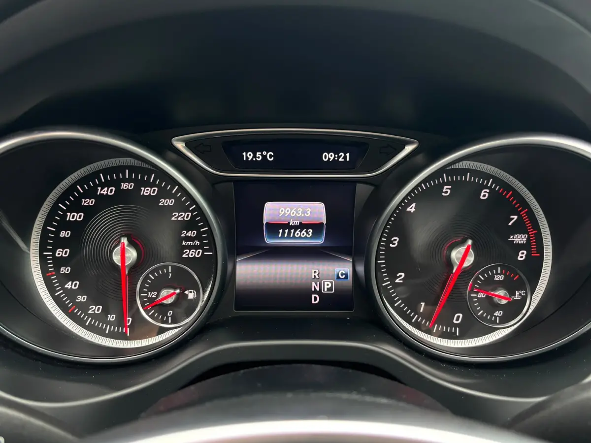 180 Premium | AMG Pakket | Night Pakket | Pano | Achterruitrij Camera | Stoelverwarming