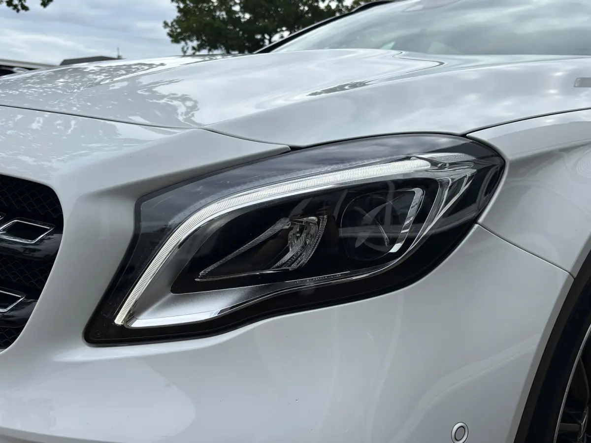 180 Premium | AMG Pakket | Night Pakket | Pano | Achterruitrij Camera | Stoelverwarming