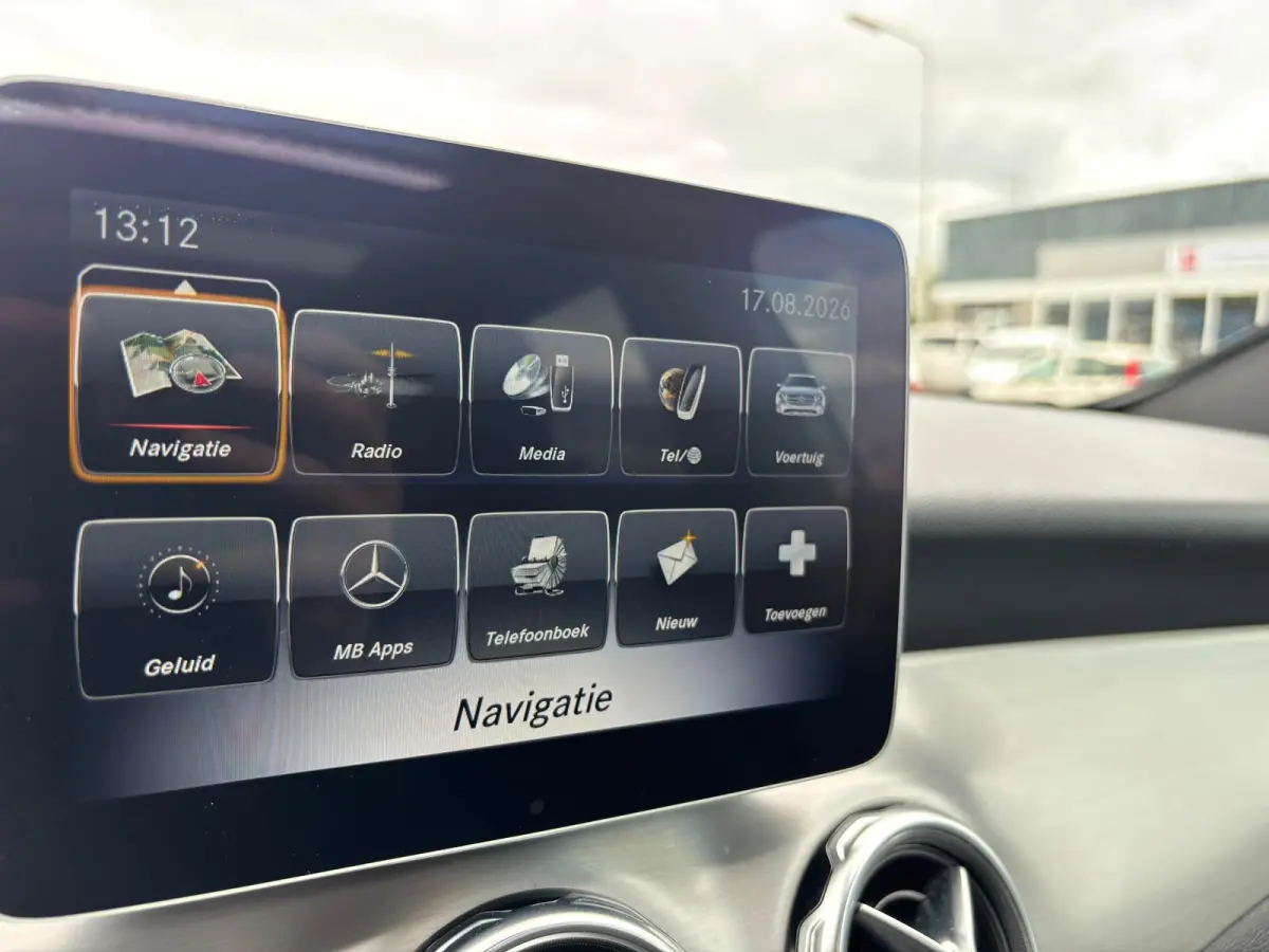 180 Premium | AMG Pakket | Night Pakket | Pano | Achterruitrij Camera | Stoelverwarming