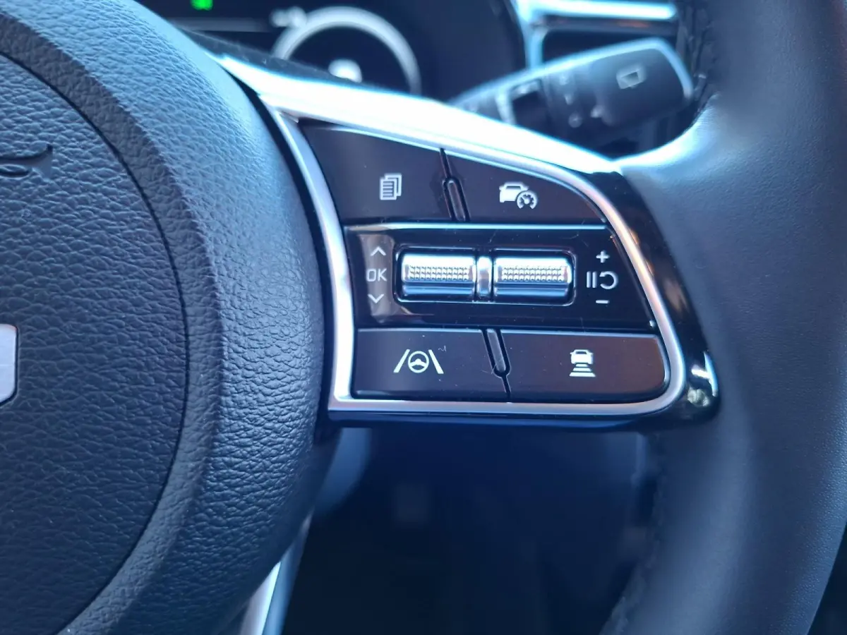 1.0 T-GDi MHEV Design Edition AUTOMAAT | STOELVERWARMING | ELEKTRISCHE ACHTERKLEP | RESTERENDE FABRIEKSGARANTIE TM 2032