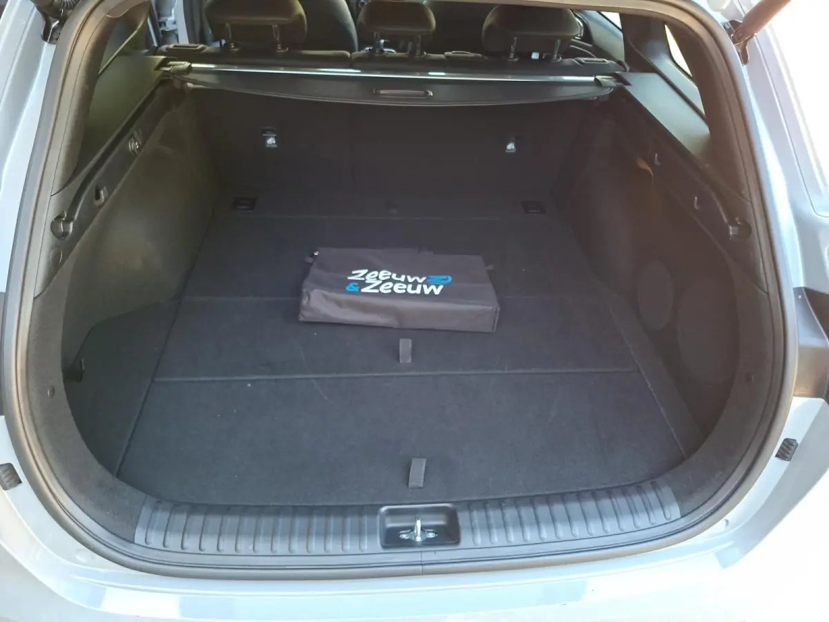 1.0 T-GDi MHEV Design Edition AUTOMAAT | STOELVERWARMING | ELEKTRISCHE ACHTERKLEP | RESTERENDE FABRIEKSGARANTIE TM 2032