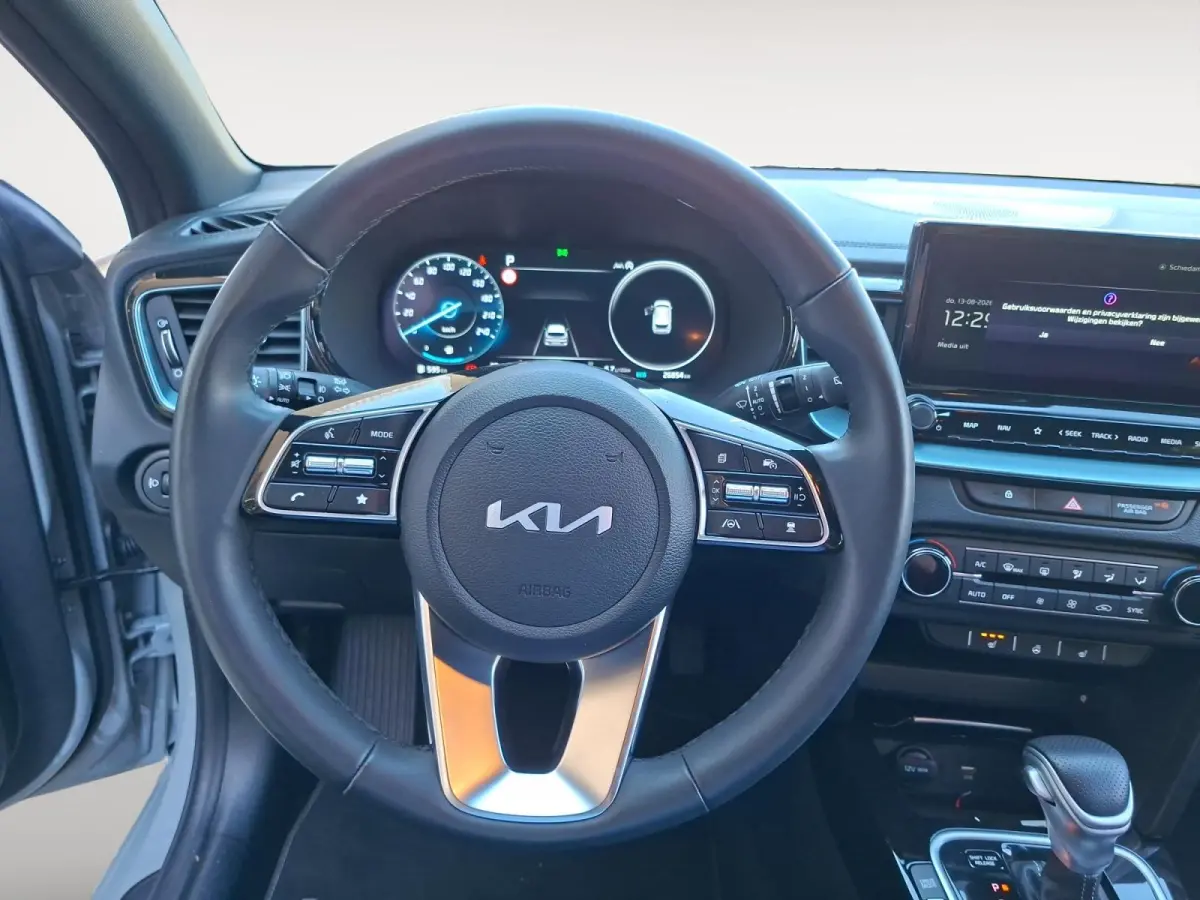 1.0 T-GDi MHEV Design Edition AUTOMAAT | STOELVERWARMING | ELEKTRISCHE ACHTERKLEP | RESTERENDE FABRIEKSGARANTIE TM 2032