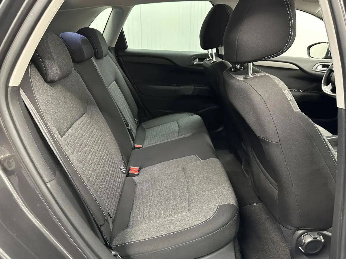1.2 PureTech Feel Collection CARPLAY TREKHAAK CRUISE ECC LM.