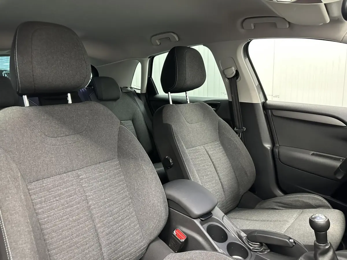 1.2 PureTech Feel Collection CARPLAY TREKHAAK CRUISE ECC LM.