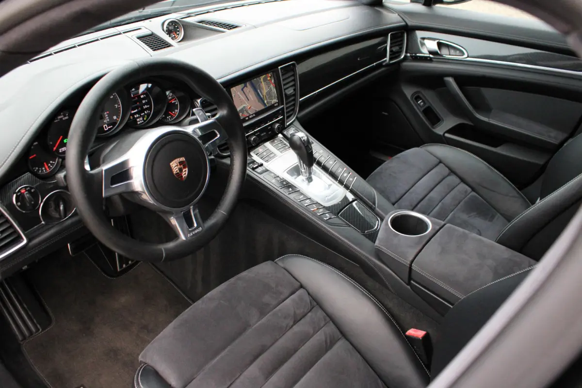 4.8 GTS Schuifdak | Camera | Navi | Stoelverwarming | 430 PK | Volledig Onderhouden
