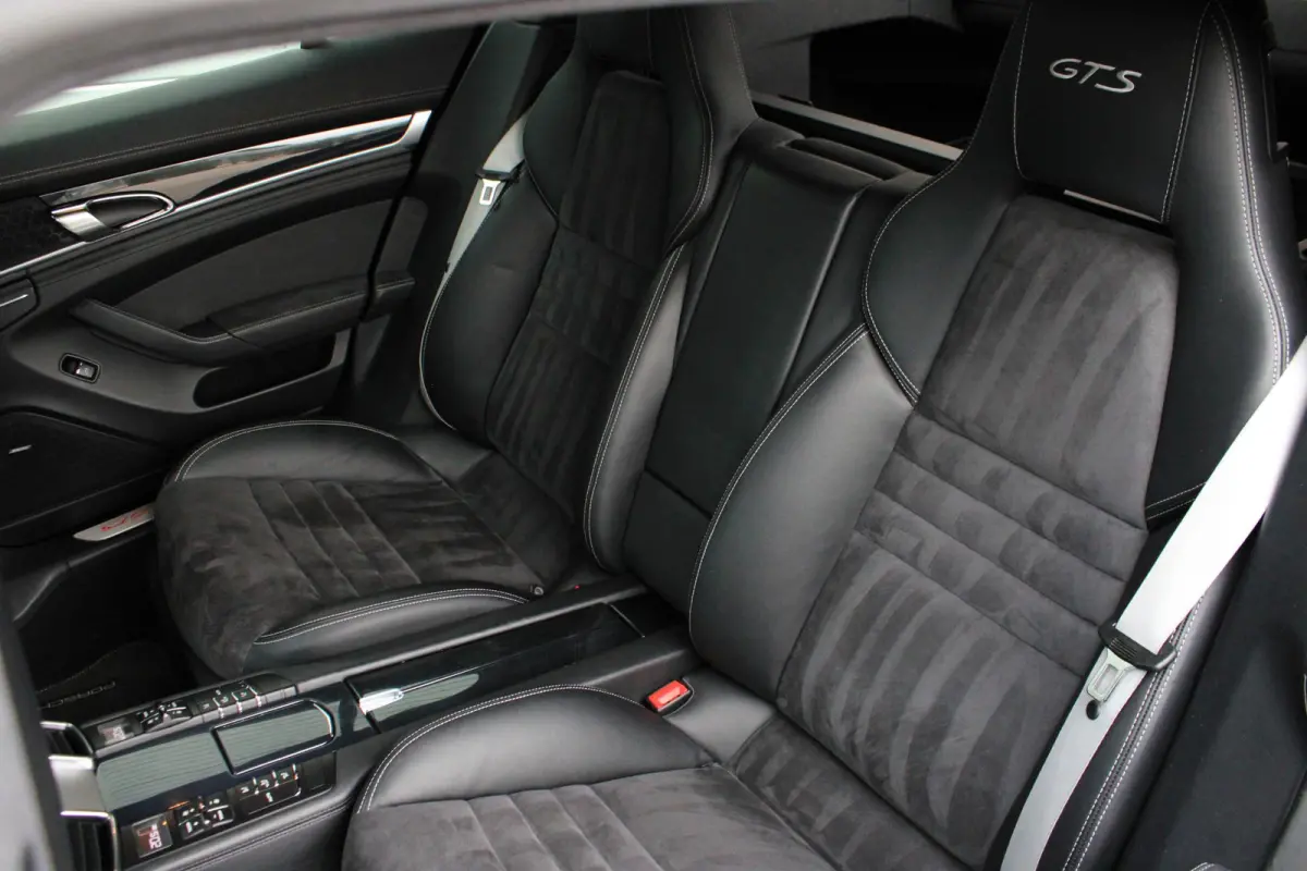 4.8 GTS Schuifdak | Camera | Navi | Stoelverwarming | 430 PK | Volledig Onderhouden