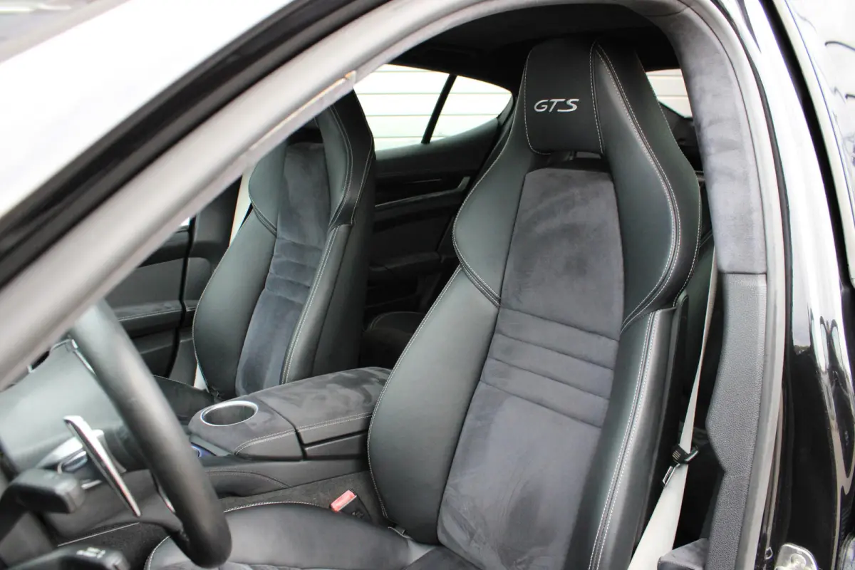 4.8 GTS Schuifdak | Camera | Navi | Stoelverwarming | 430 PK | Volledig Onderhouden