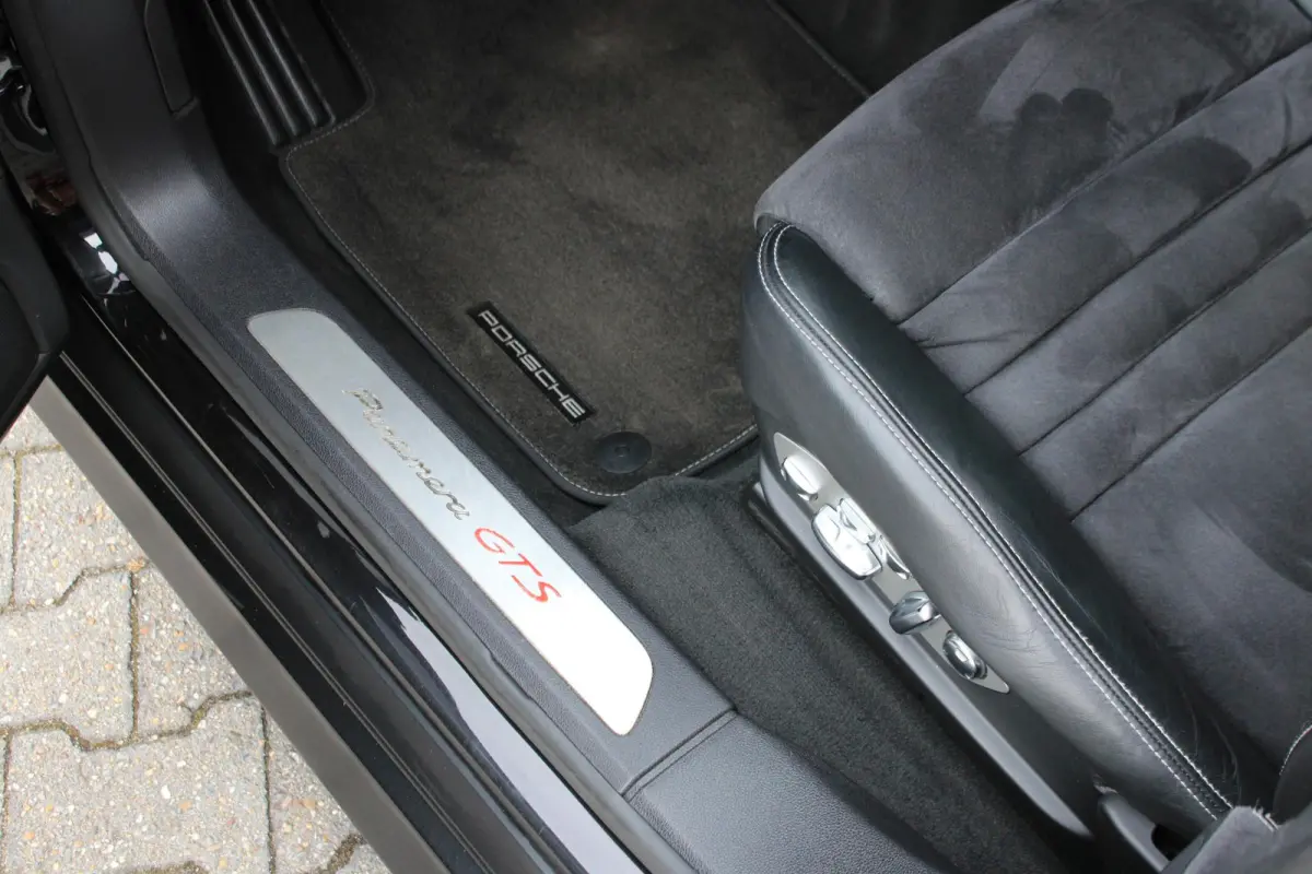 4.8 GTS Schuifdak | Camera | Navi | Stoelverwarming | 430 PK | Volledig Onderhouden