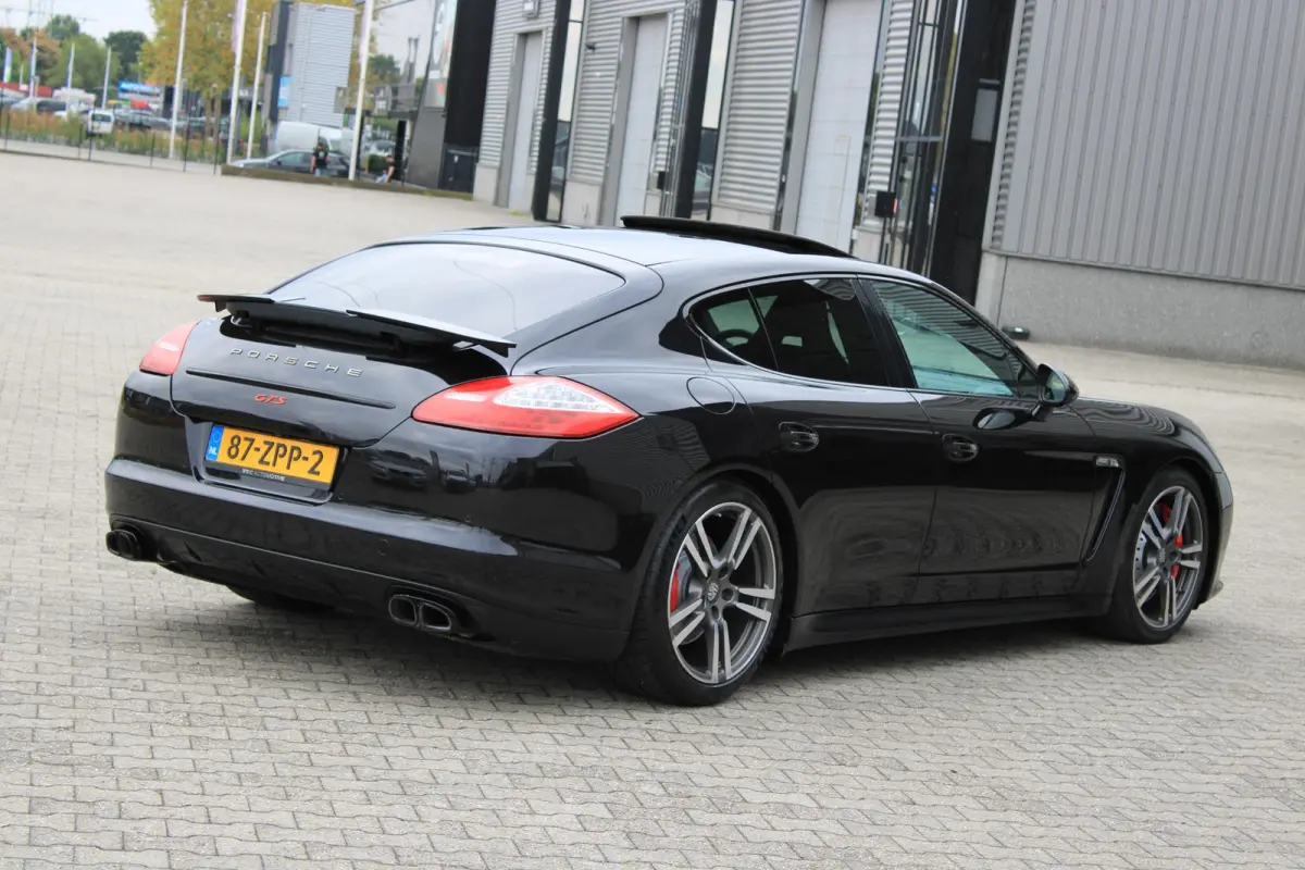 4.8 GTS Schuifdak | Camera | Navi | Stoelverwarming | 430 PK | Volledig Onderhouden