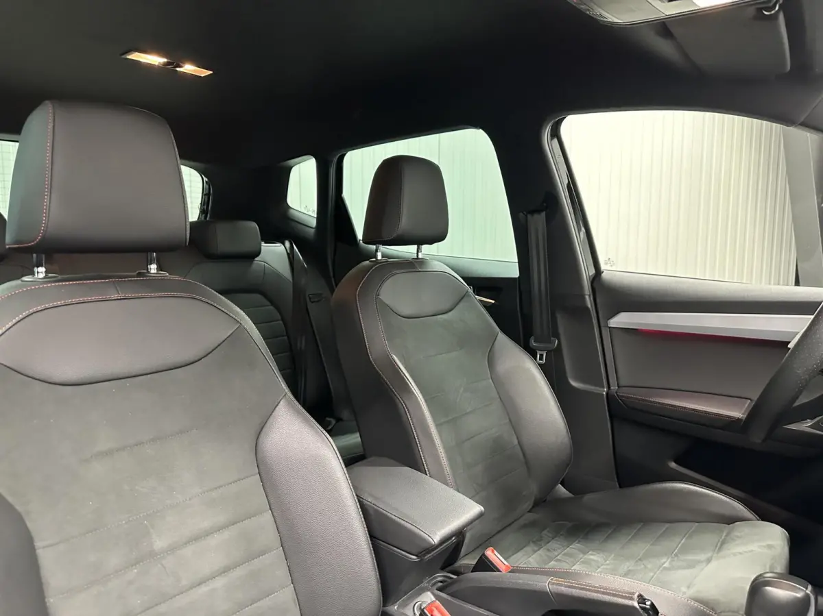 1.0 TSI FR Business Intense CAMERA VIRTUAL CARPLAY NAVI ECC CRUISE.