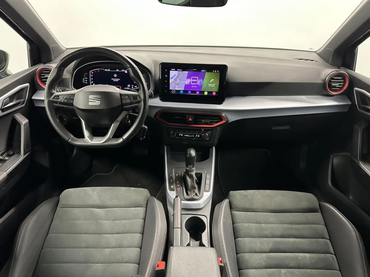 1.0 TSI FR Business Intense CAMERA VIRTUAL CARPLAY NAVI ECC CRUISE.