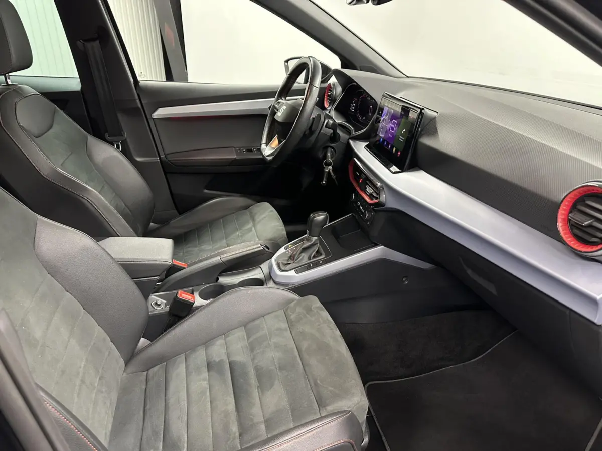 1.0 TSI FR Business Intense CAMERA VIRTUAL CARPLAY NAVI ECC CRUISE.