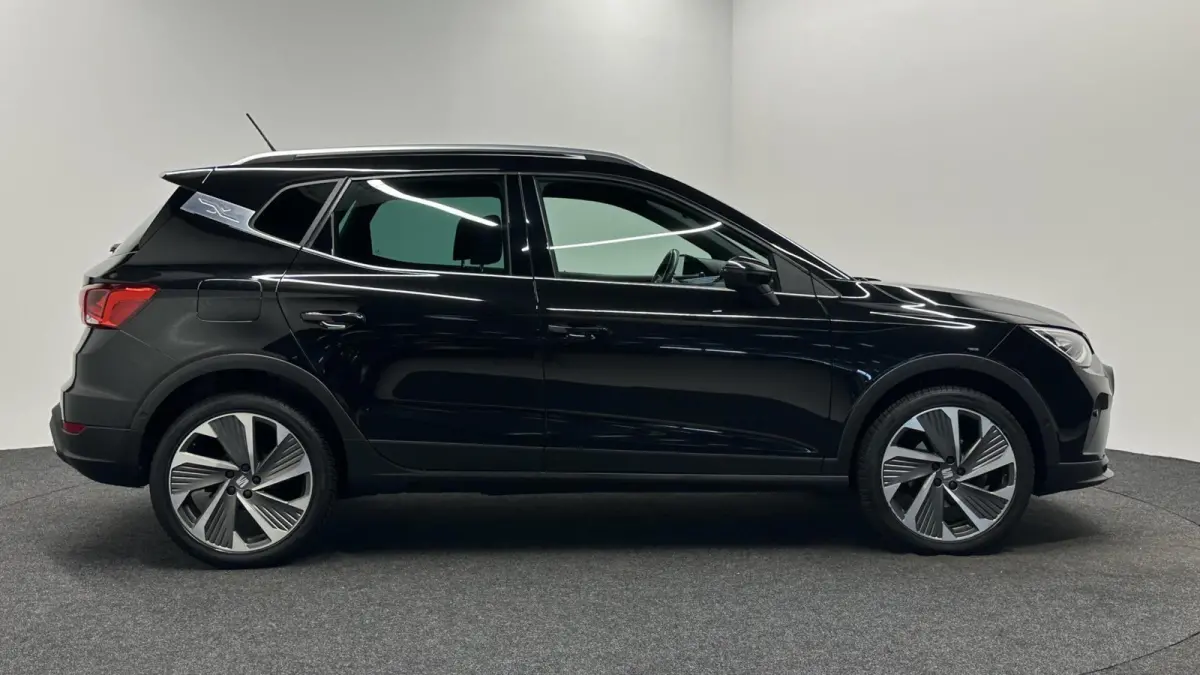 1.0 TSI FR Business Intense CAMERA VIRTUAL CARPLAY NAVI ECC CRUISE.