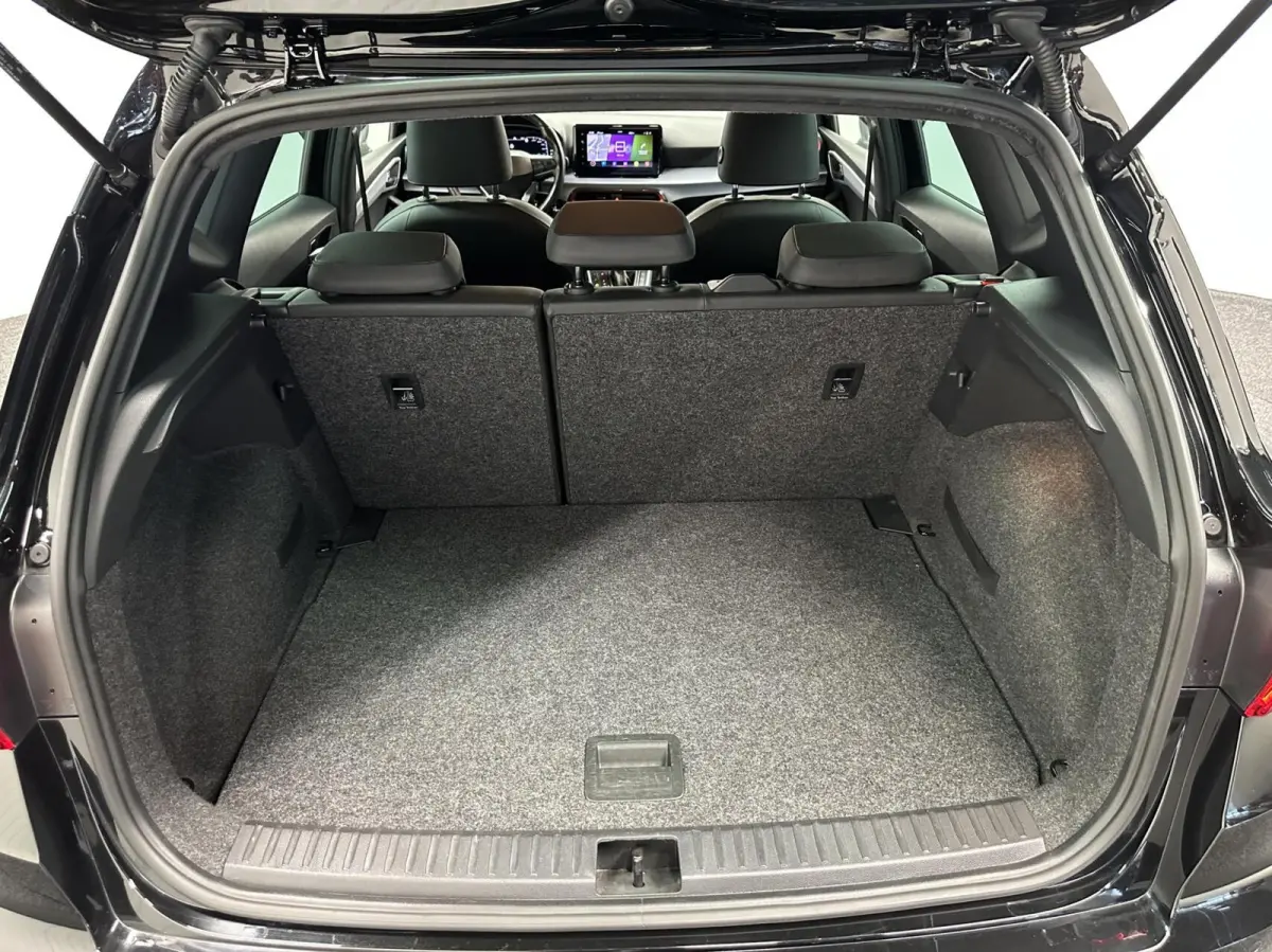 1.0 TSI FR Business Intense CAMERA VIRTUAL CARPLAY NAVI ECC CRUISE.