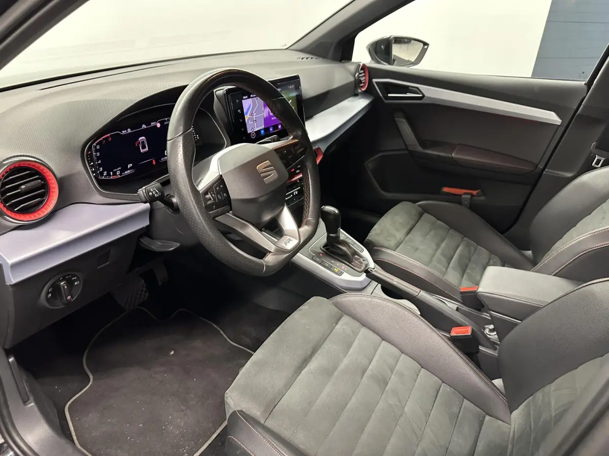1.0 TSI FR Business Intense CAMERA VIRTUAL CARPLAY NAVI ECC CRUISE.