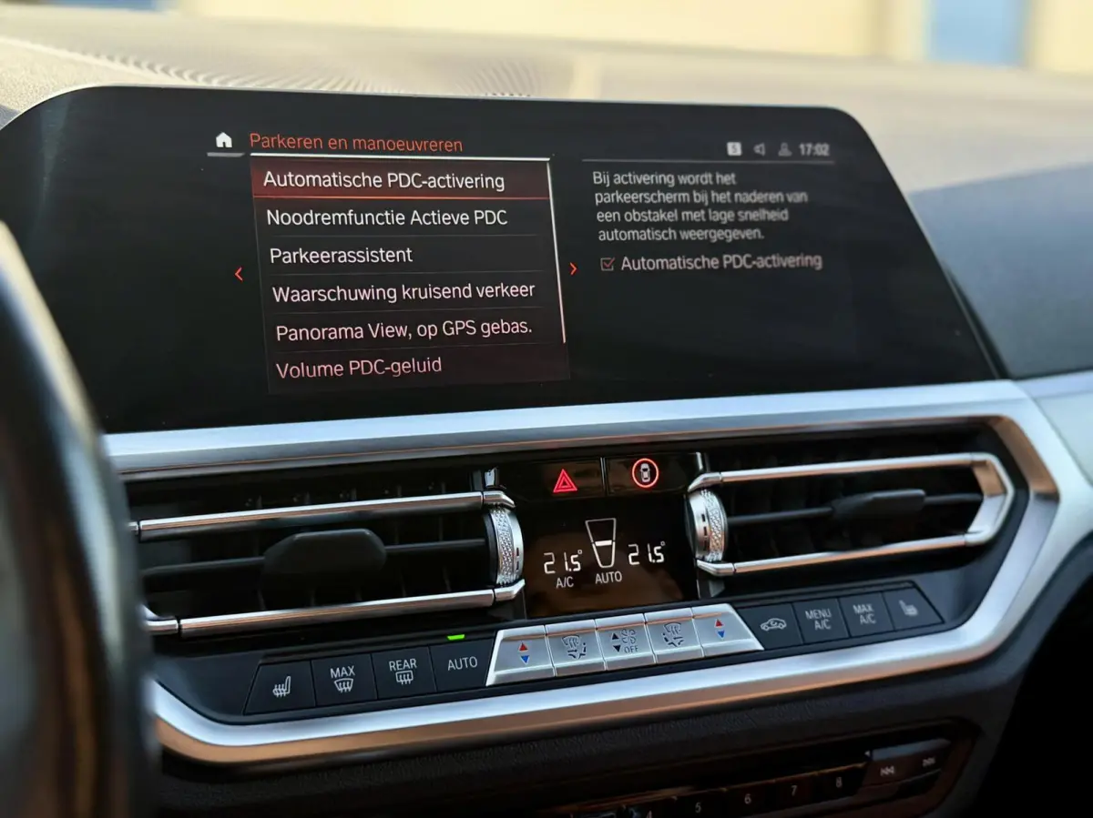 330e xDrive M sport |Pano|HUD|Memory|360