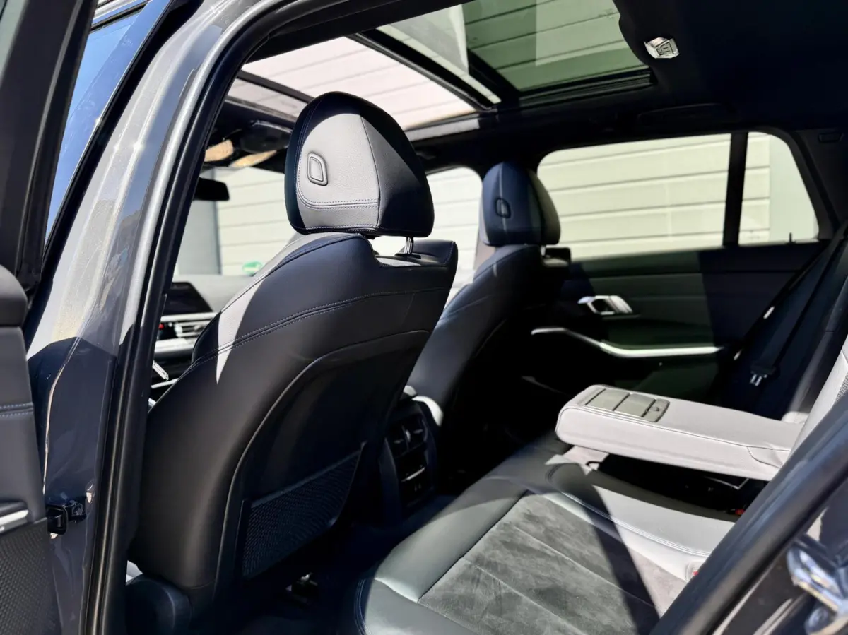 330e xDrive M sport |Pano|HUD|Memory|360