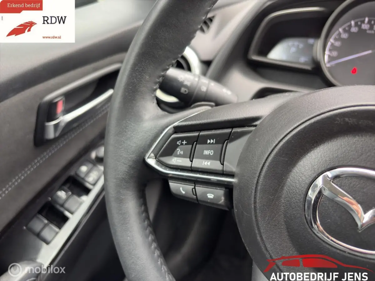 1.5 Skyactiv-G Luxury|OKINAMI uitvoering