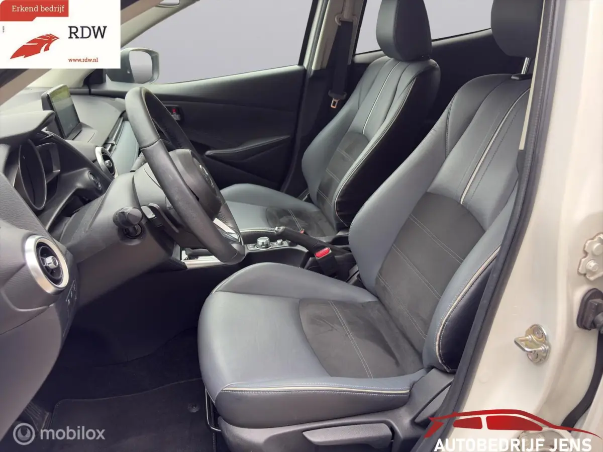 1.5 Skyactiv-G Luxury|OKINAMI uitvoering