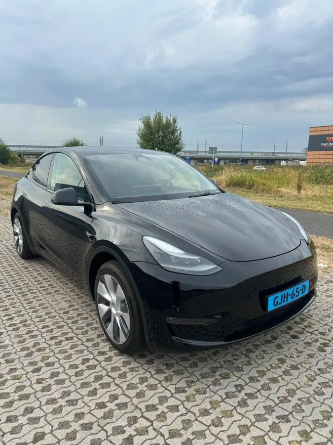 RWD 58 kWh Pano