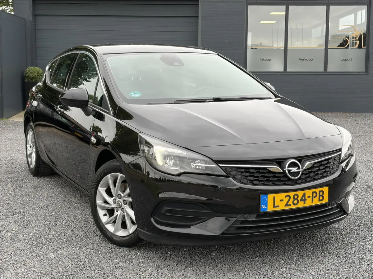 1.2 Business Elegance 2e Eigenaar l Navi l Camera l Carplay l Keyless l Trekhaak l 110pk l Pdc V+A l Halfleder l 6 Bak l N.A.P l | Lm velgen l Rijstrooksensor l Apk tot 07-2027